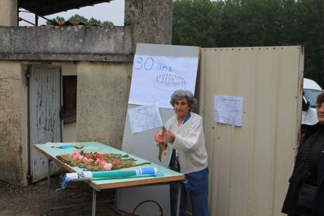 des fleurs par la doyenne prsidente du FRMontestruc